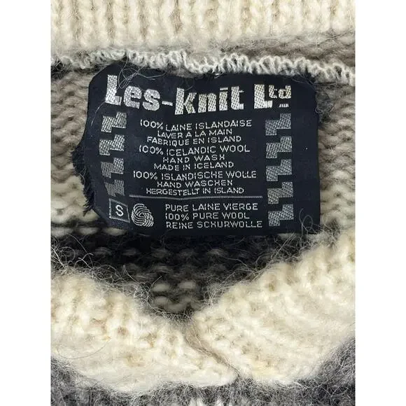 Les-Knit 100% Icelandic Vintage Wool Cable Knit Minimalist Sustainable Sweater
